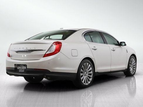 Used 2015 Lincoln MKS AWD w/ Equipment Group 101A image 5