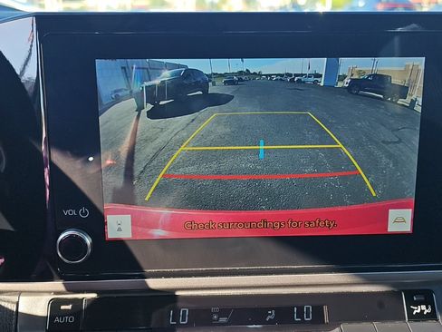 Used 2025 Toyota Camry LE FWD image 17