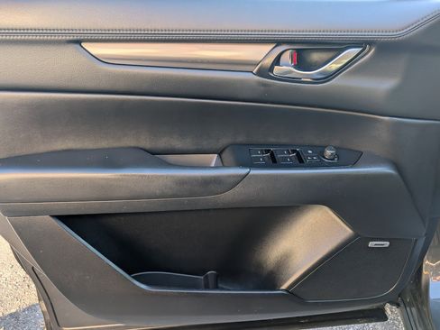 Used 2018 MAZDA CX-5 Touring w/ Preferred Equipment Package image 38