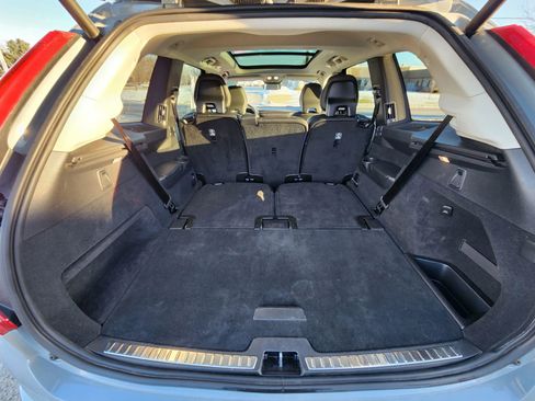 Used 2025 Volvo XC90 B5 Core image 24
