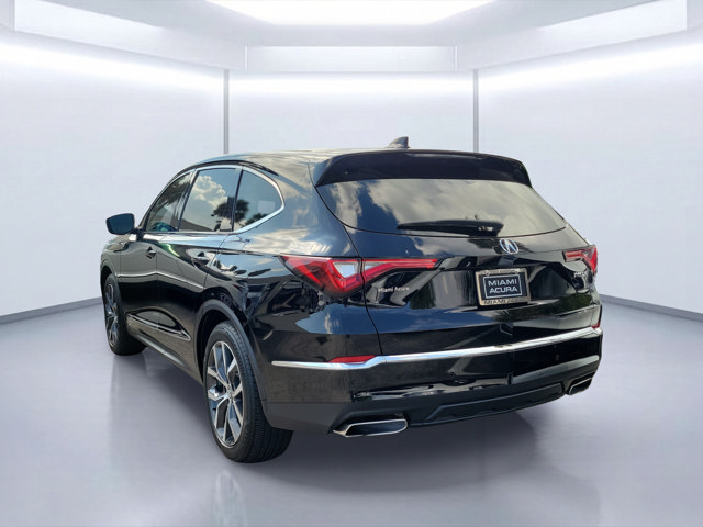 Used 2024 Acura MDX w/ Technology Package FWD image 3