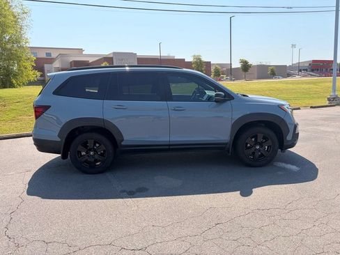Used 2022 Honda Pilot TrailSport image 8