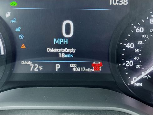 Used 2025 Toyota Sienna LE image 8