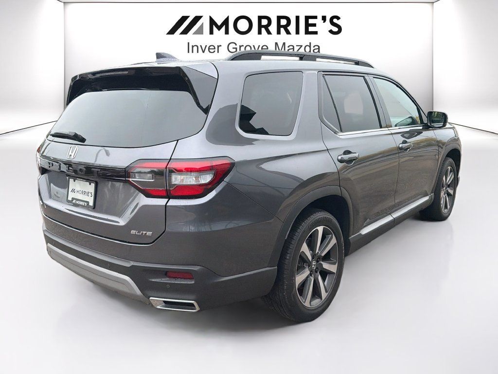 Used 2025 Honda Pilot Elite image 5