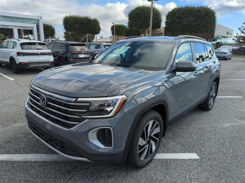 New 2026 Volkswagen Atlas SE image 10