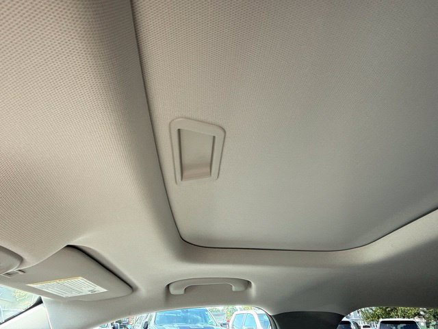 Used 2024 Chevrolet Trax ACTIV w/ Sunroof Package FWD image 29