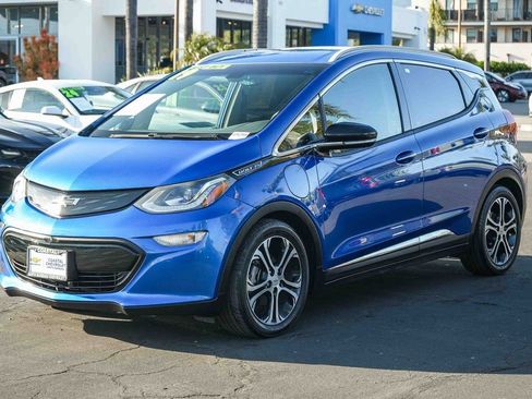 Used 2019 Chevrolet Bolt Premier FWD image 3