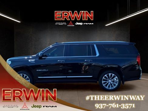 Used 2021 GMC Yukon XL Denali w/ Denali Ultimate Package AWD/4WD image 4