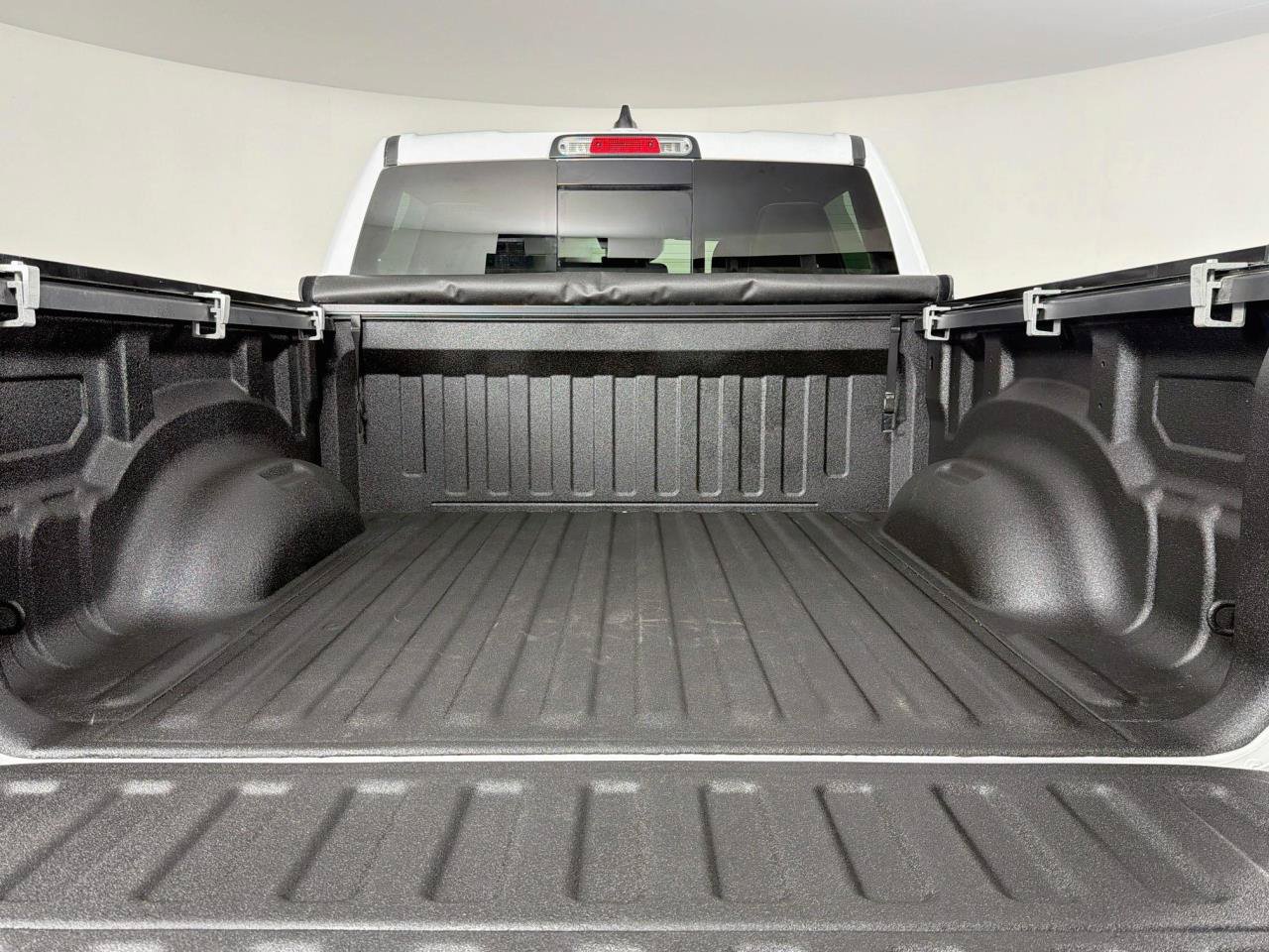 Used 2022 RAM 1500 Limited w/ Body-Colour Bumper Group AWD/4WD image 42