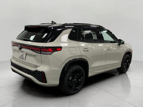 New 2026 Volkswagen Tiguan SE R-Line AWD/4WD image 3