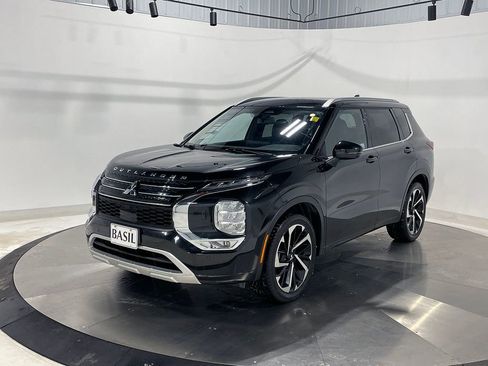 Used 2024 Mitsubishi Outlander SEL image 8