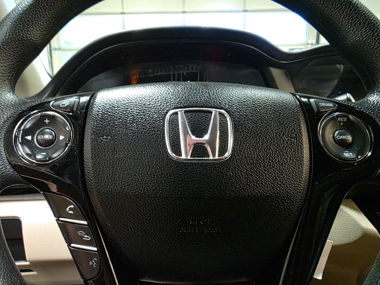 Used 2016 Honda Accord LX image 27