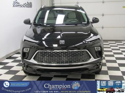Certified 2024 Buick Encore GX Avenir w/ Avenir Convenience Package AWD/4WD image 2