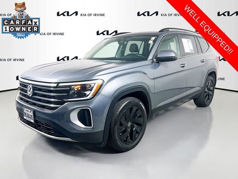 Used 2024 Volkswagen Atlas SE image 3