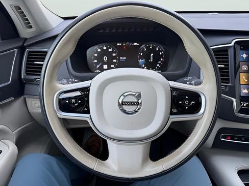 Used 2020 Volvo XC90 T6 Momentum AWD/4WD image 15