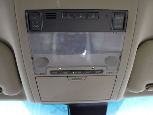 Used 2008 Lexus LS 460 RWD image 20