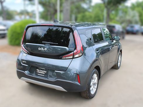 Certified 2025 Kia Soul LX FWD image 7