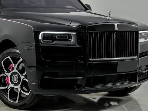 Used 2021 Rolls-Royce Cullinan AWD/4WD image 3