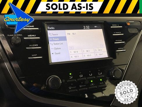 Used 2019 Toyota Camry LE FWD image 23