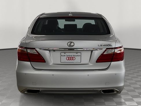 Used 2011 Lexus LS 460 L w/ Luxury Pkg RWD image 10