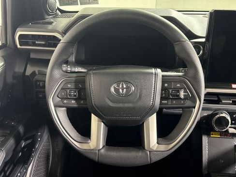 New 2026 Toyota 4Runner Limited AWD/4WD image 23