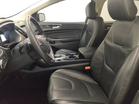 Used 2016 Ford Edge Titanium w/ Technology Package FWD image 17