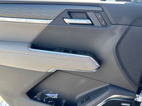 New 2026 GMC Acadia Elevation w/ Black Edition FWD image 20