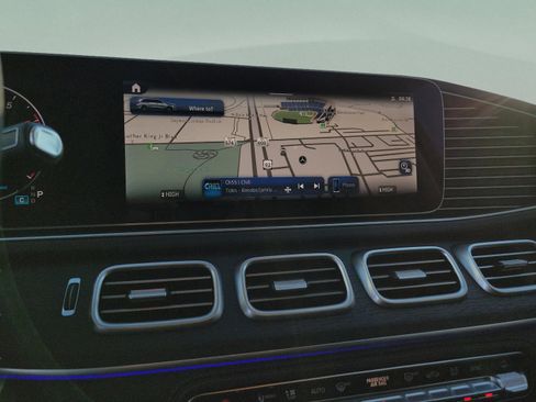 New 2026 Mercedes-Benz GLS 450 4MATIC image 18