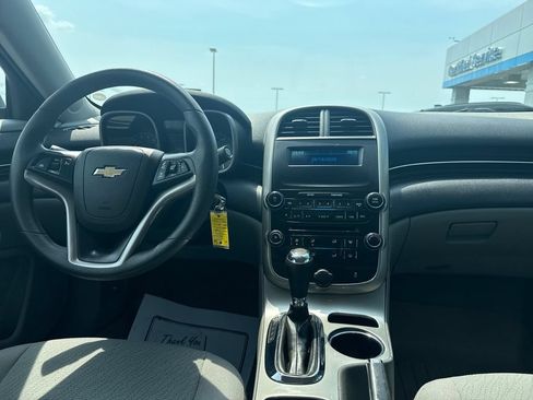 Used 2015 Chevrolet Malibu LS FWD image 22