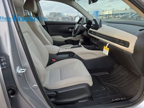 New 2026 Honda HR-V LX image 35