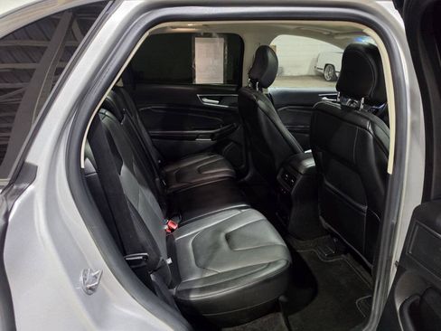Used 2018 Ford Edge Titanium w/ Equipment Group 301A FWD image 32