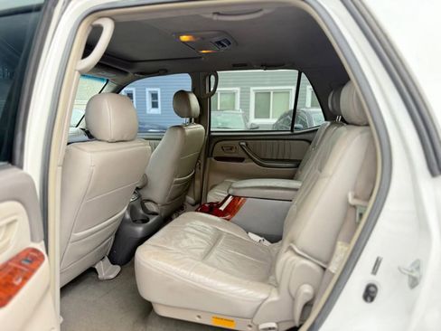 Used 2006 Toyota Sequoia Limited image 27