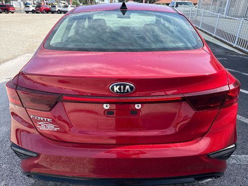 Used 2021 Kia Forte LXS FWD image 4