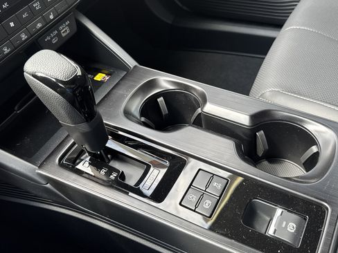 New 2026 Subaru Outback Limited AWD/4WD image 23