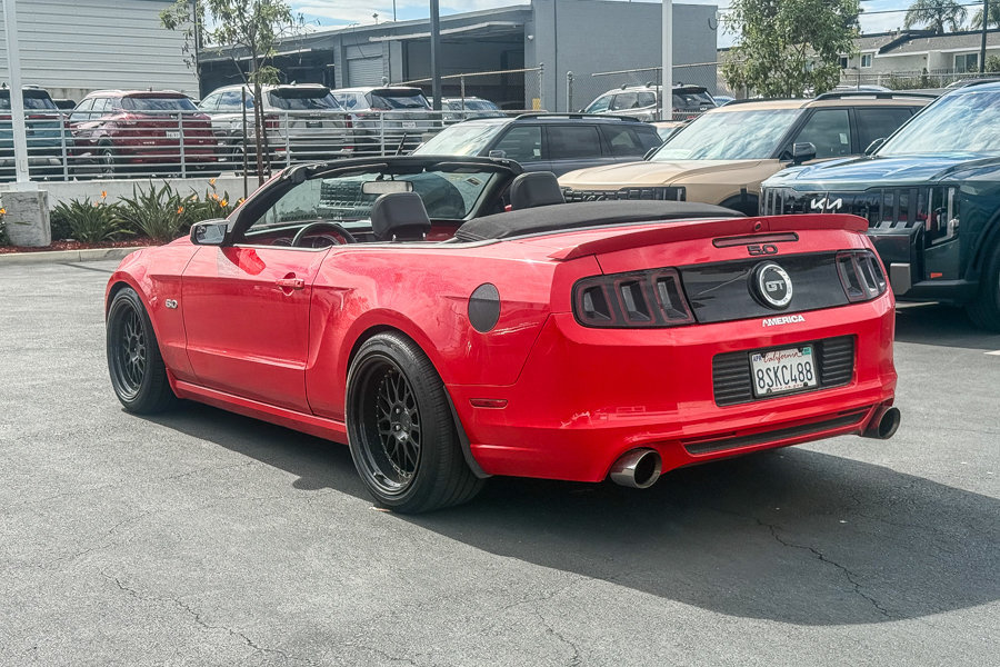 Used 2014 Ford Mustang GT Premium w/ Electronics Package RWD image 11