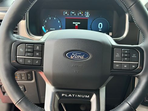 Used 2025 Ford F150 Platinum AWD/4WD image 30