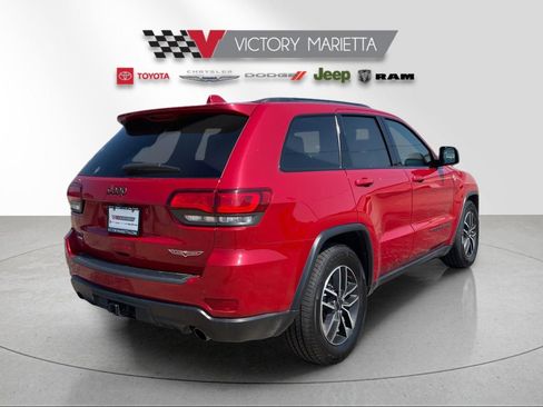 Used 2020 Jeep Grand Cherokee Trailhawk w/ Trailhawk Luxury Group AWD/4WD image 5