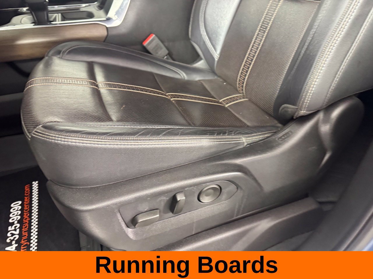 Used 2024 Chevrolet Silverado 1500 High Country w/ High Country Premium Package AWD/4WD image 14