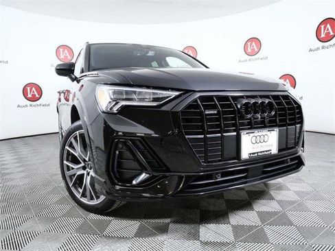 Used 2025 Audi Q3 2.0T Premium Plus w/ Premium Plus Package image 2