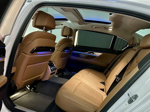 Used 2017 BMW 740i RWD image 24