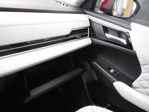 Used 2022 Mitsubishi Outlander SEL image 35