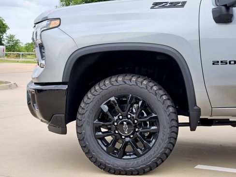 New 2026 Chevrolet Silverado 2500 LT w/ Trail Boss Package AWD/4WD image 11