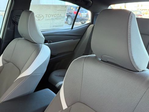 New 2026 Toyota Camry SE image 19