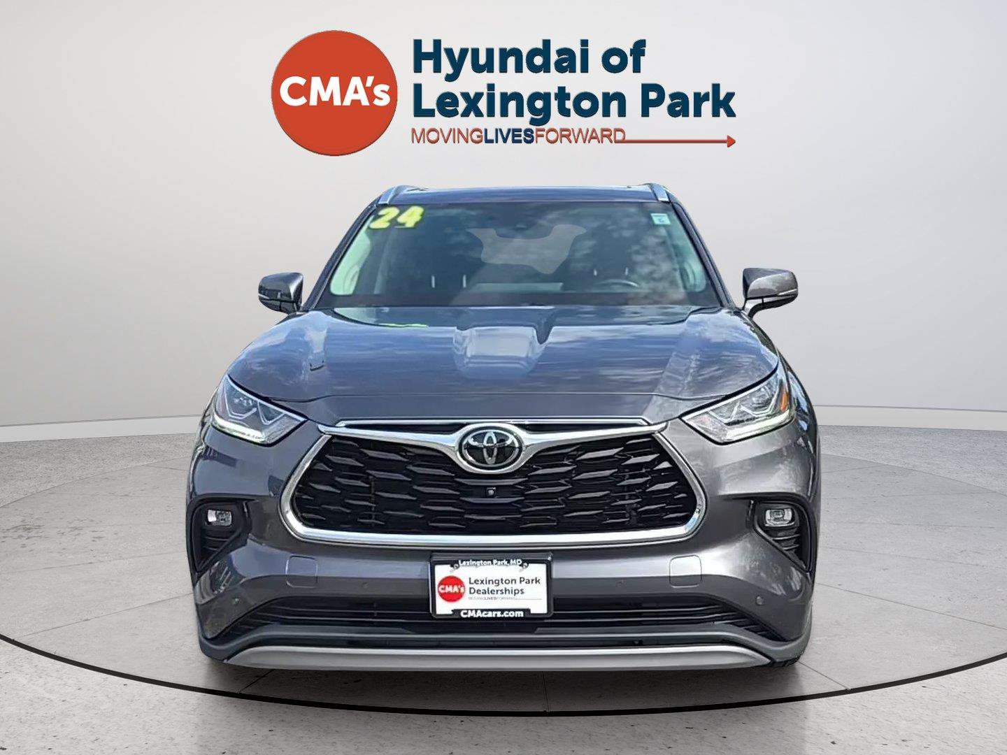 Used 2024 Toyota Highlander Platinum AWD/4WD image 19