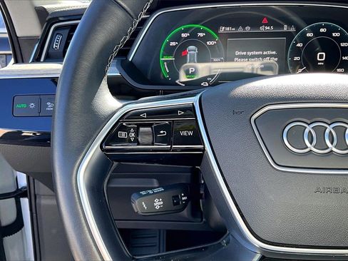 Certified 2024 Audi Q8 e-tron Premium image 24