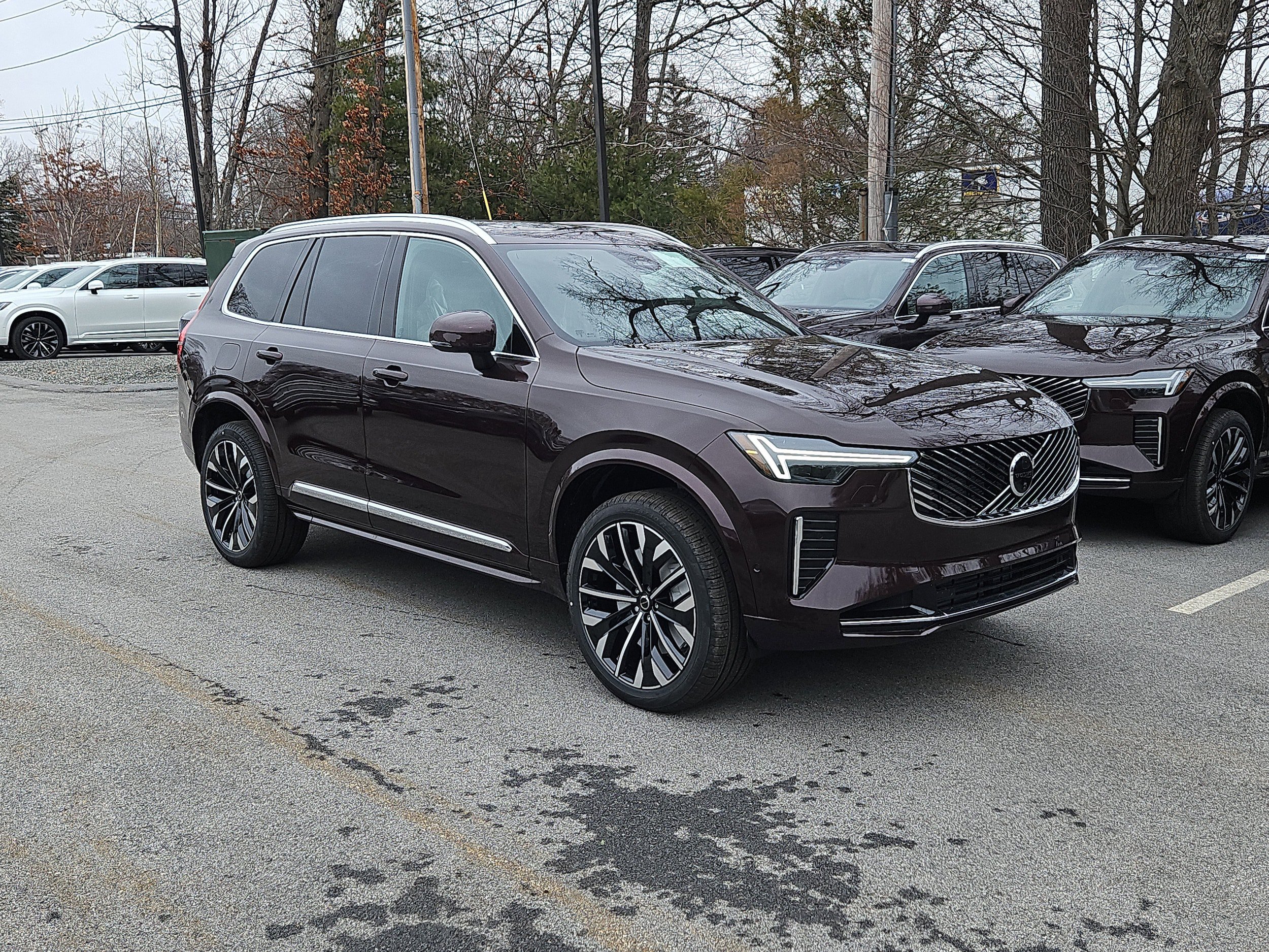 New 2026 Volvo XC90 T8 Plus w/ Protection Package Premier AWD/4WD image 1