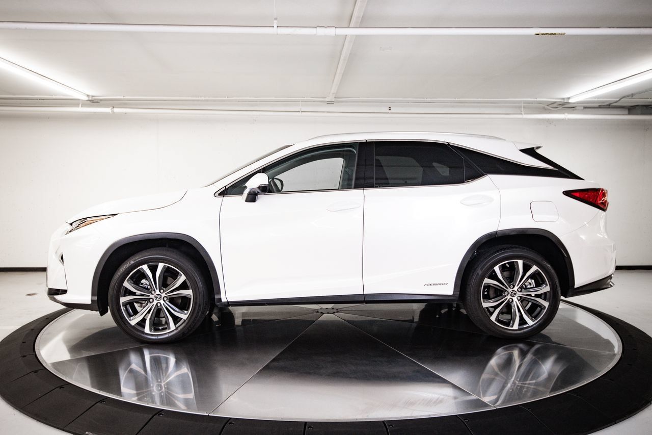 Used 2019 Lexus RX 450h AWD image 2
