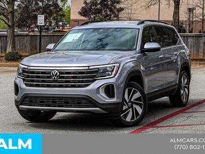 Used 2025 Volkswagen Atlas SE