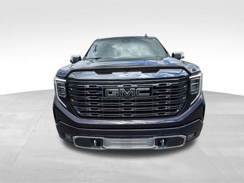 Used 2023 GMC Sierra 1500 Denali Ultimate AWD/4WD image 2