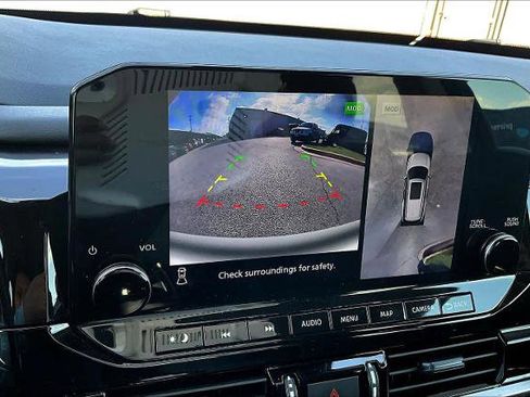 Certified 2023 Nissan Pathfinder SL w/ SL Premium Package image 26